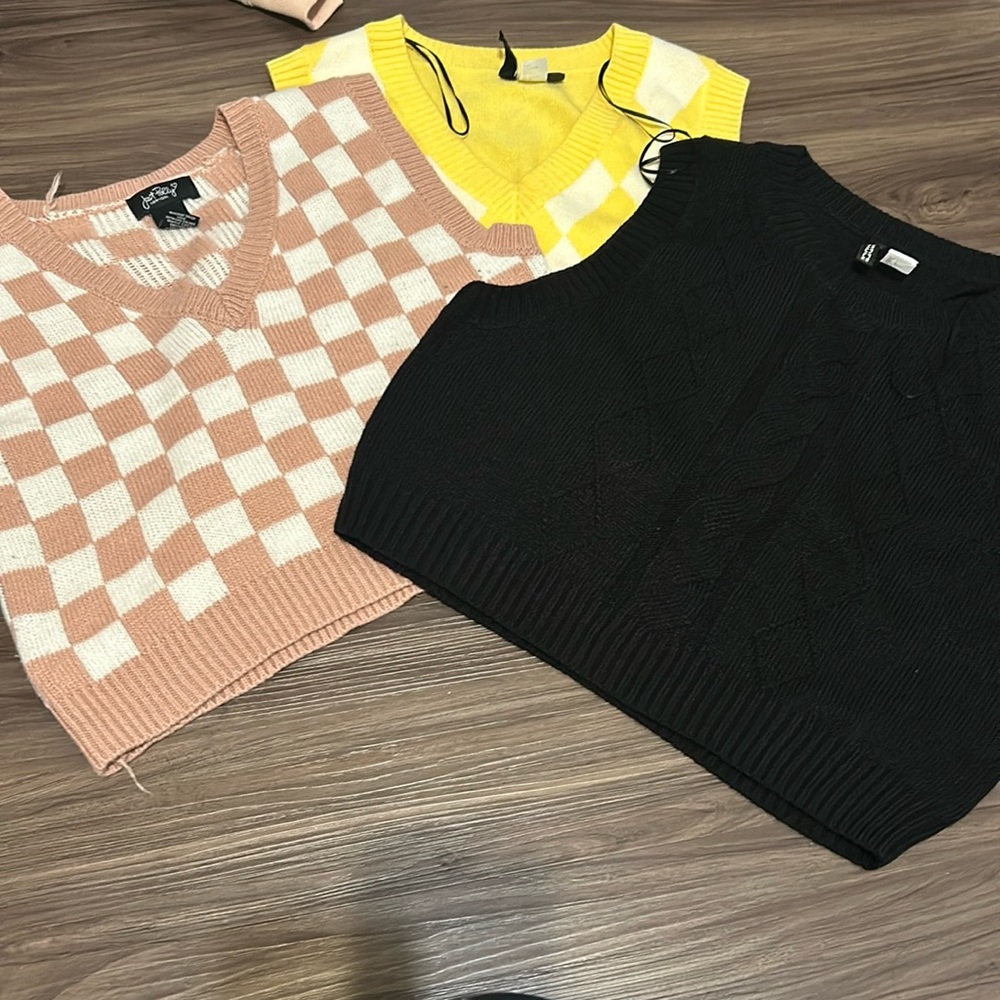 Pink M cardigan yellow M car black L cardigan all sold together